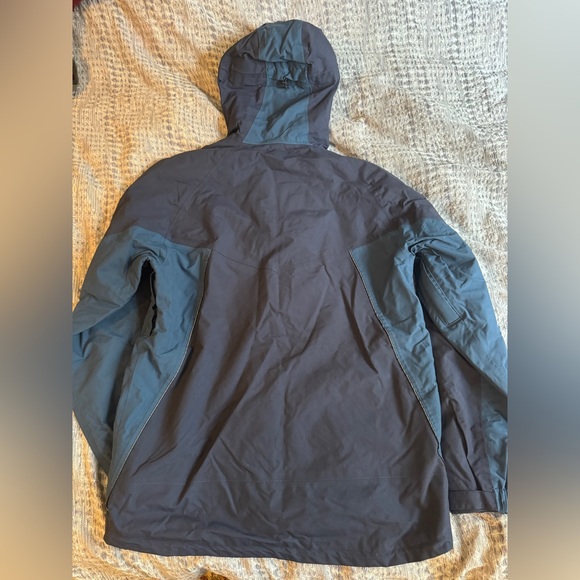 Eddie Bauer Weatheredge Waterproof Ski Jacket - Picture 5 of 5